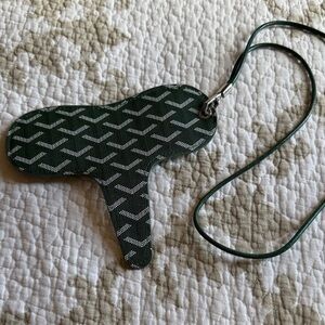 Green Go-yard Inspired Patterned Singlass Holder with Lanyard